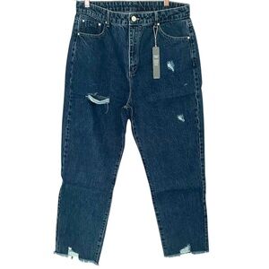 Tractr Women’s High Rise Weekender Mom Jean Distressed Indigo Size 10 NWT